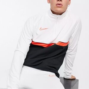 Dry-fit Nike Top